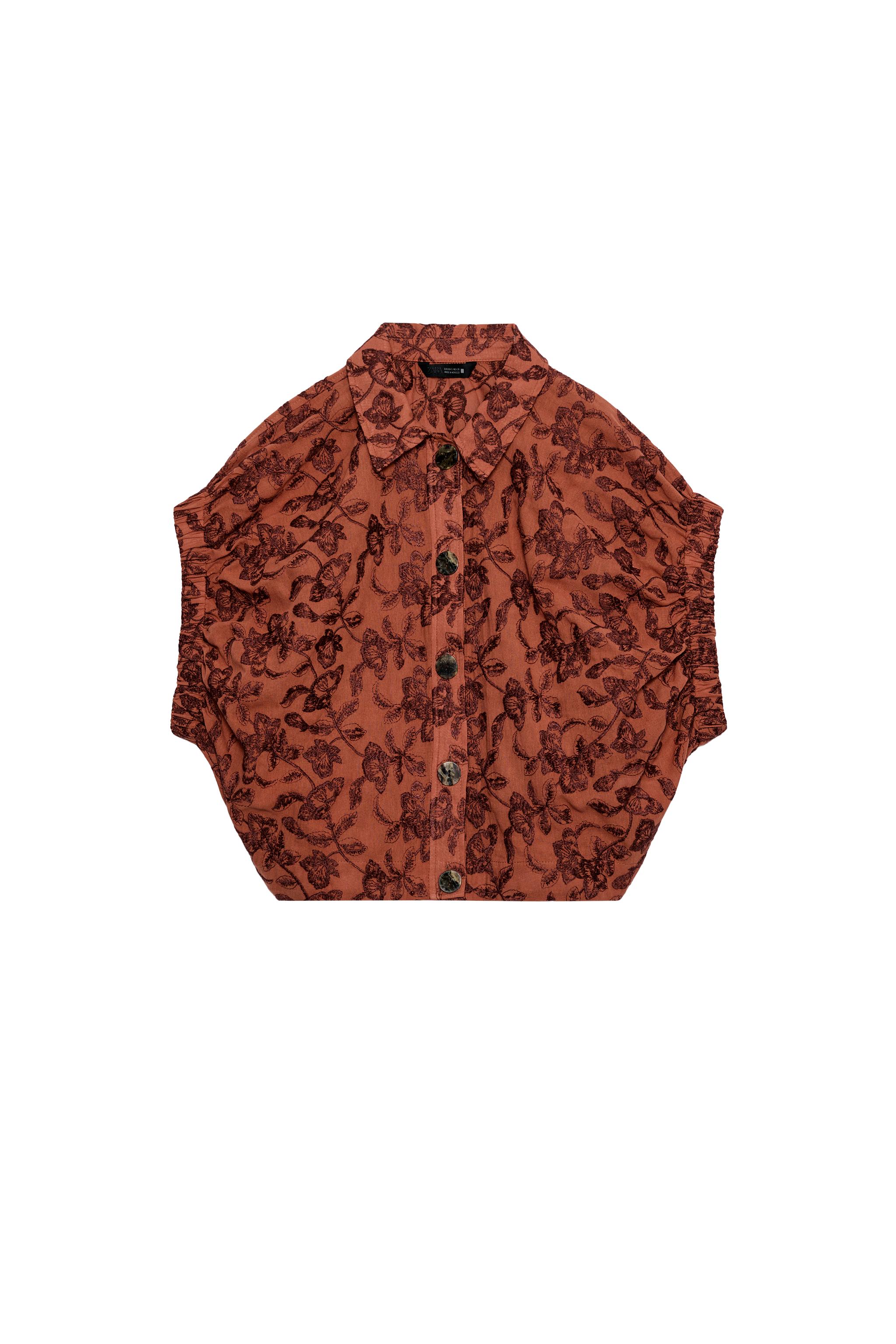 EMBROIDERED ELASTICIZED TOP